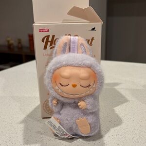 Popmart the monsters have a seat “zizi” labubu